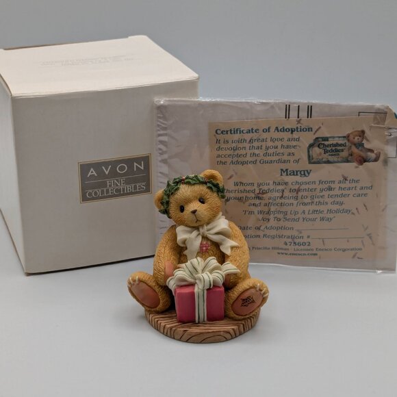 Cherished Teddies Margy "Wrapping Up A LIttle Holiday Joy" (475602) 1998 - Picture 2 of 9